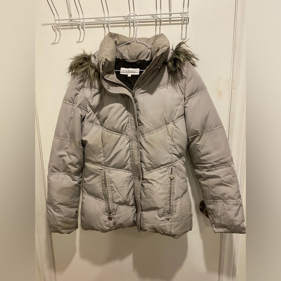 Winter jacket in very good condition - Picture 1 of 5